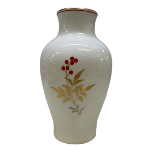 大倉陶園 (オオクラトウエン) 花瓶 南天