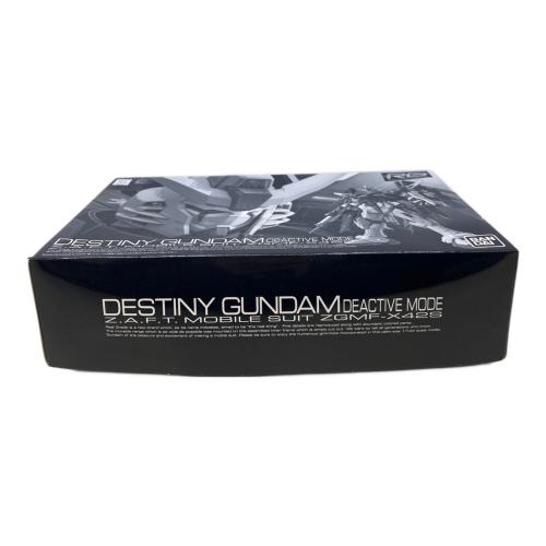 BANDAI (バンダイ) ガンプラ RG 1/144 ZGMF-X42S デスティニーガンダム ディアクティブモード プラモデル （プレミアムバンダイ限定）
