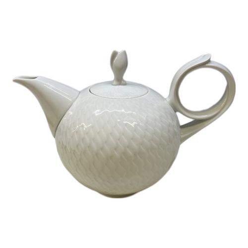 Meissen (マイセン) ティーポット 波の戯れホワイト