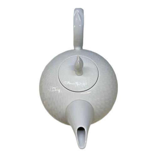 Meissen (マイセン) ティーポット 波の戯れホワイト