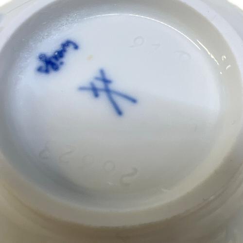 Meissen (マイセン) カップ&ソーサー ホワイトレリーフ