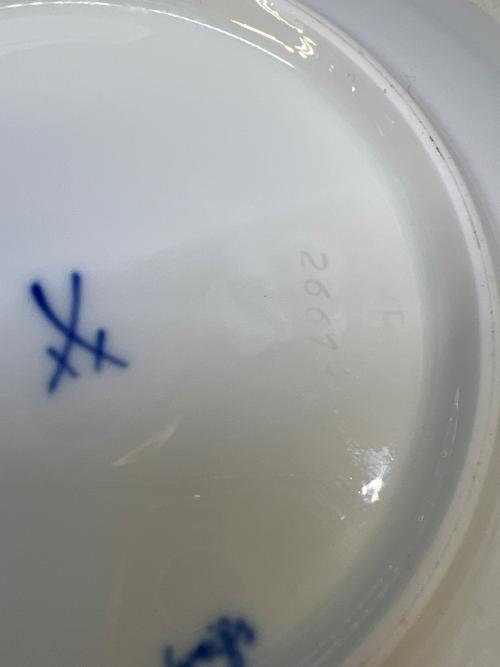 Meissen (マイセン) カップ&ソーサー ホワイトレリーフ