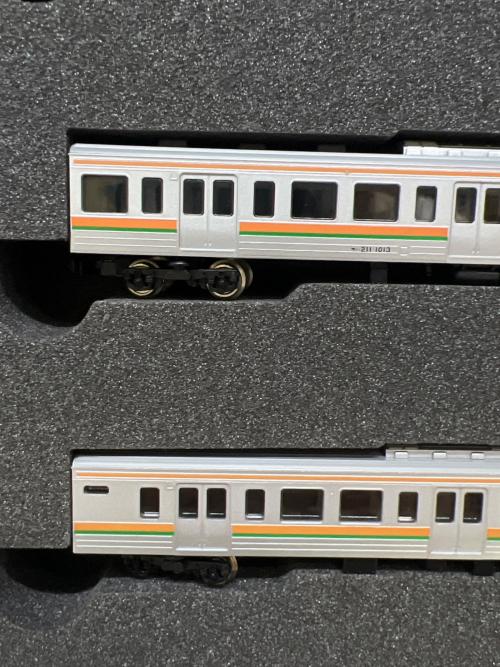 TOMIX (トミックス) JR211系近郊電車 基本セット Nゲージ 箱傷み・シール劣化有 92047