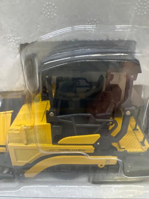 SUMITOMO (スミトモ) 1/50 アスファルト舗装機 ダイキャストカー HA60W