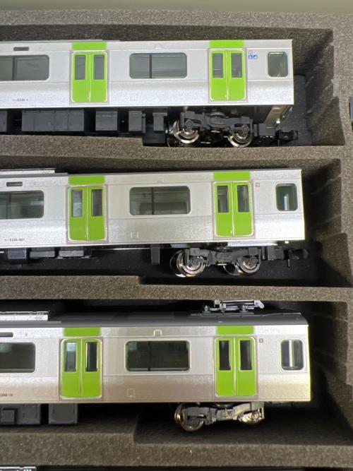 TOMIX (トミックス) JR E235系通勤電車 11両セット Nゲージ 98984 紙ケース欠品 ※一つのケースに11両入っています。