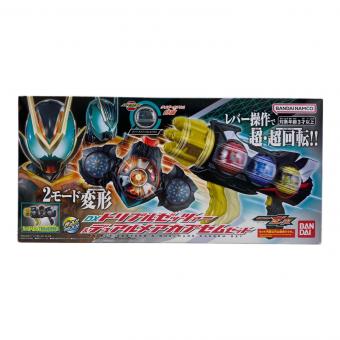 仮面ライダーゼッツ (カメンライダーゼッツ) DXトリプルゼッツァー＆デュアルメアカプセム 仮面ライダー ※箱傷み有