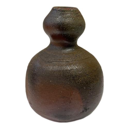 備前焼 (ビゼンヤキ) 徳利 伊勢崎紳造