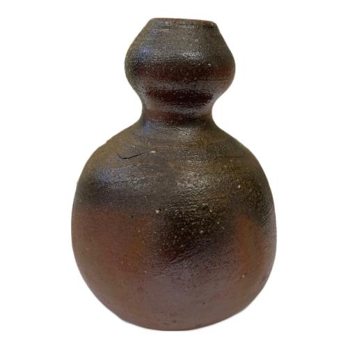 備前焼 (ビゼンヤキ) 徳利 伊勢崎紳造