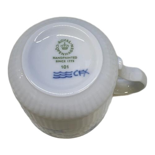 ROYAL COPENHAGEN (ロイヤル・コペンハーゲン) 洋食器 プレート：ホワイトフルーテッド/マグカップ：ブルーフルーテッド・プレイン