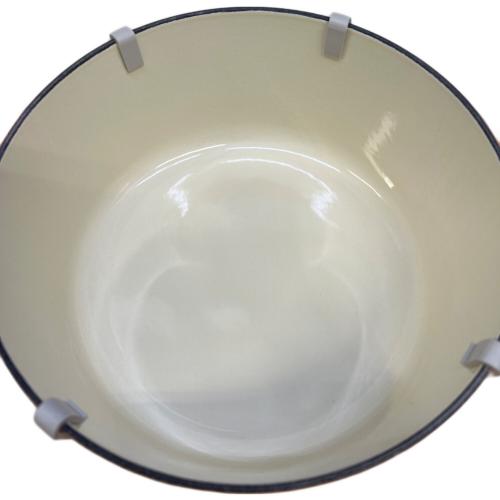 LE CREUSET (ルクルーゼ) 両手鍋 SIZE 22cm オレンジ ココット・ロンド ピーチピンク ココット・ロンド