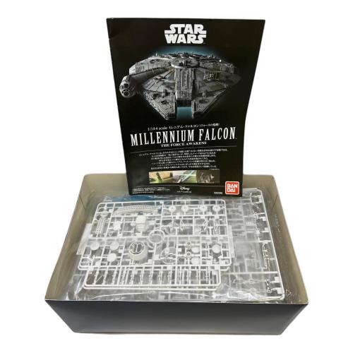 STAR WARS (スターウォーズ) ミレニアム・ファルコン(フォースの覚醒) プラモデル 1/144