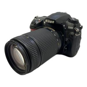 Nikon (ニコン) デジタル一眼レフカメラ D200 レンズ・フラッシュ・バッテリーホルダー