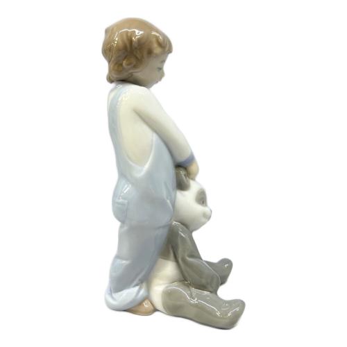 LLADRO (リヤドロ) フィギュリン 僕はお兄ちゃん