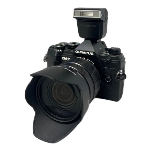 OLYMPUS (オリンパス) デジタル一眼レフカメラ OM-D E-M5 Mark III 12-45mm F4 PRO