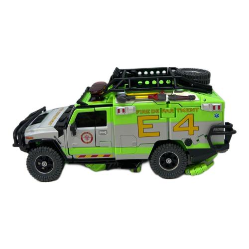 トランスフォーマーMPM-11D ラチェット ダークサイド・ムーンVer