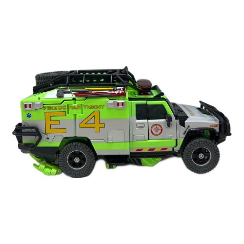 トランスフォーマーMPM-11D ラチェット ダークサイド・ムーンVer