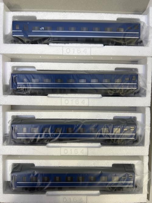 TOMIX (トミックス) JR 24系25形 特急寝台客車 日本海 JR西日本仕様 4両増結セット Nゲージ 98281