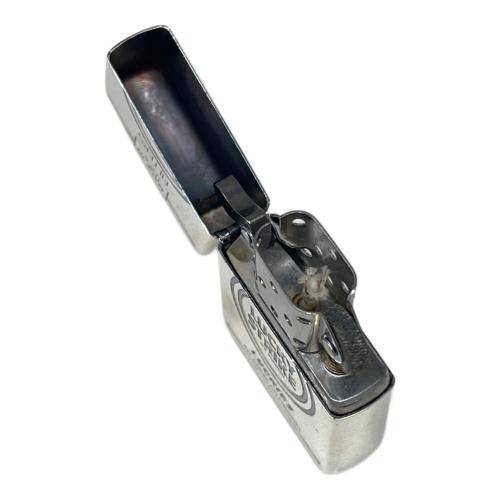 ZIPPO (ジッポ) オイルライター 2004年製 LUCKY STRIKE