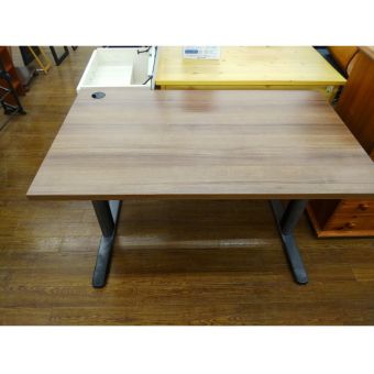 fantoni (ファントーニ) デスク ブラウン