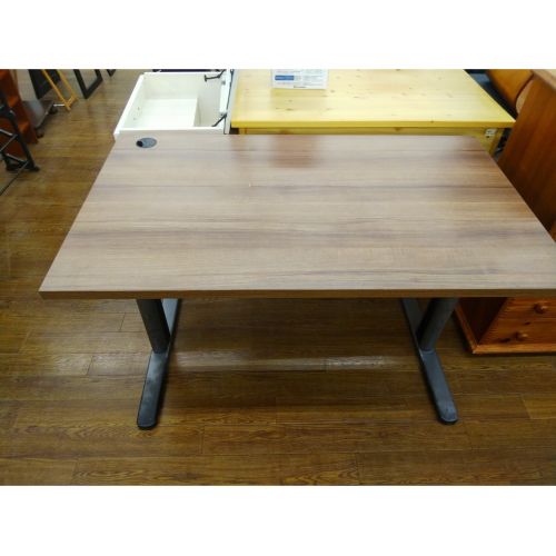 fantoni (ファントーニ) デスク ブラウン