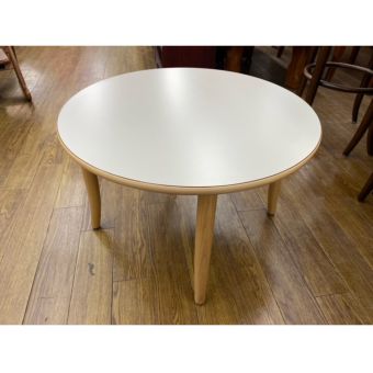 秋田木工 (アキタモッコウ) キッズテーブル ホワイト×ナチュラル