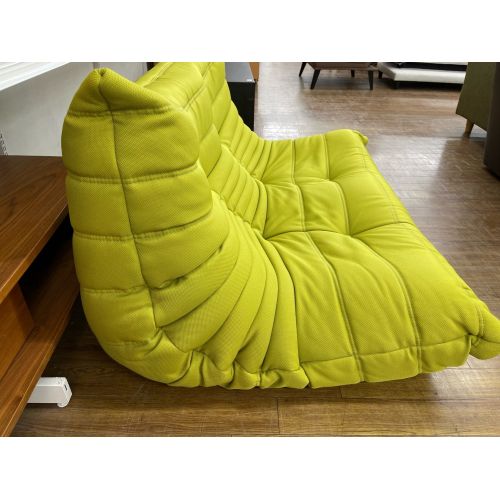 ligne roset (リーンロゼ) 2人掛けソファー ロゼトーゴ グリーン 布