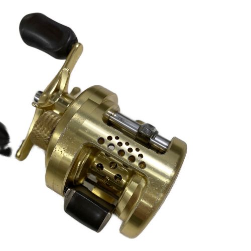 SHIMANO (シマノ) ベイトリール CALCUTTA CONQUEST 101/左ハンドル