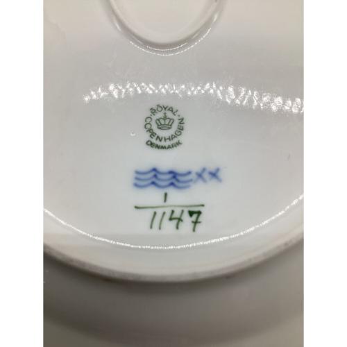 ROYAL COPENHAGEN (ロイヤル・コペンハーゲン) オーバルプレート 1/1147 ブルーフルーテッド・フルレース