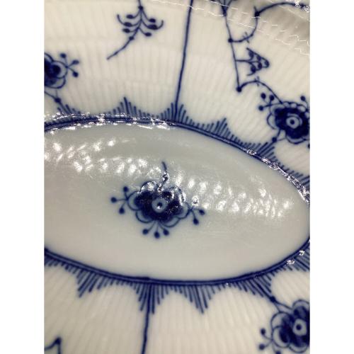 ROYAL COPENHAGEN (ロイヤル・コペンハーゲン) オーバルプレート 1/1147 ブルーフルーテッド・フルレース