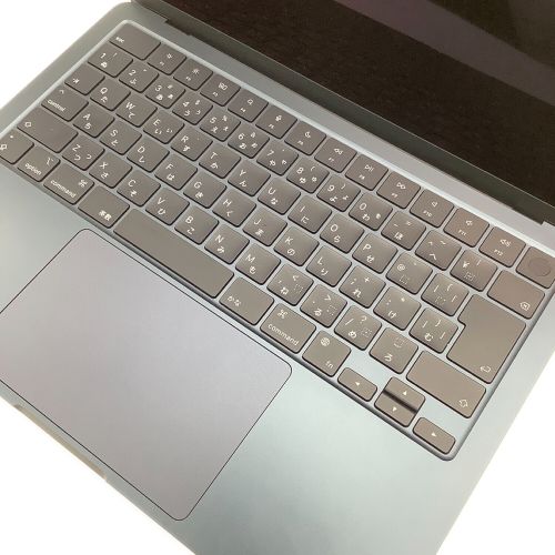 Apple (アップル) MacBook Air 2022年モデル A2681 CPU:M2 メモリ:8GB 245 -