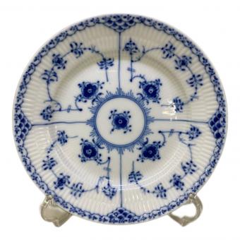 ROYAL COPENHAGEN (ロイヤル・コペンハーゲン) プレート 19cm ブルーフルーテッド・ハーフレース