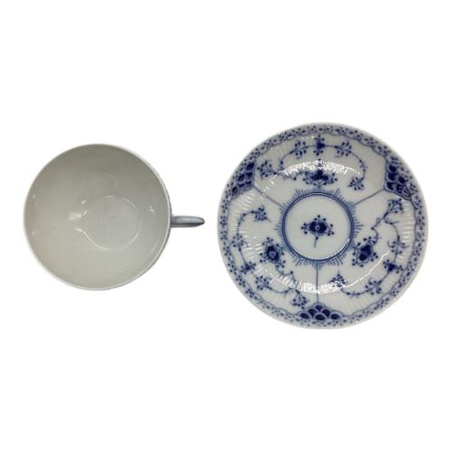 ROYAL COPENHAGEN (ロイヤル・コペンハーゲン) ティーカップ&ソーサー ブルーフルーテッド・ハーフレース