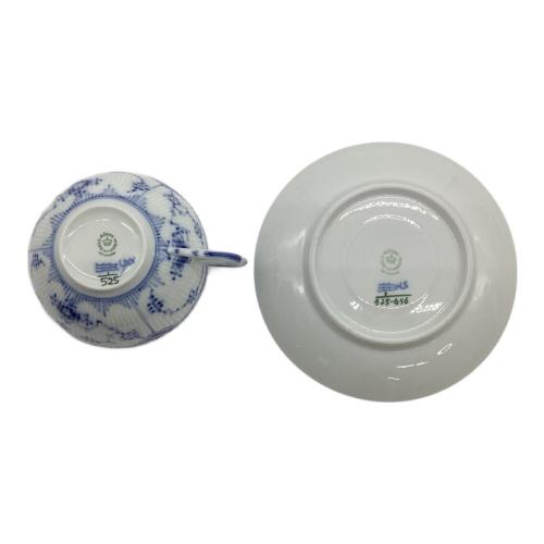 ROYAL COPENHAGEN (ロイヤル・コペンハーゲン) ティーカップ&ソーサー ブルーフルーテッド・ハーフレース