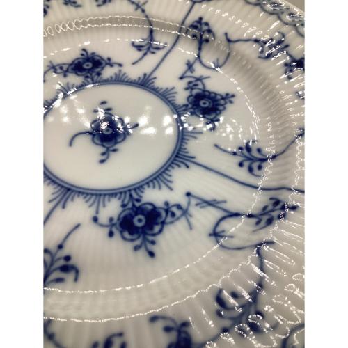 ROYAL COPENHAGEN (ロイヤル・コペンハーゲン) プレート 17cm ブルーフルーテッド・ハーフレース