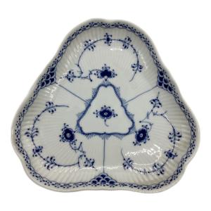 ROYAL COPENHAGEN (ロイヤル・コペンハーゲン) トライアングルディッシュ ヨゴレ有 ブルーフルーテッド・ハーフレース
