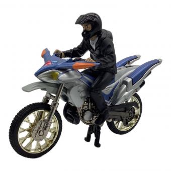 フィギュア 仮面ライダーワールド限定 仮面ライダークウガ ビートチェイサー2000