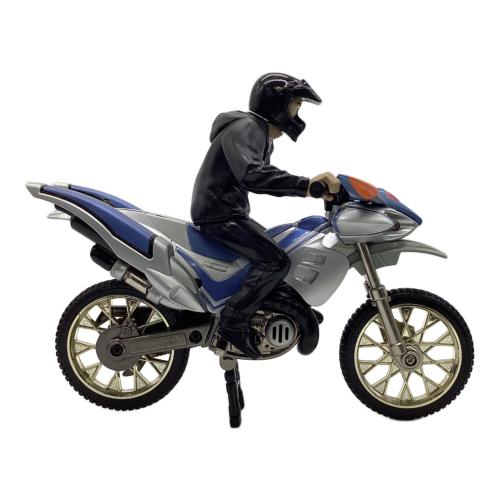 フィギュア 仮面ライダーワールド限定 仮面ライダークウガ ビートチェイサー2000