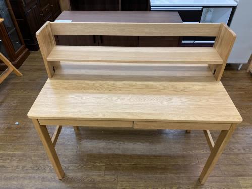無印良品 (ムジルシリョウヒン) オーク無垢材デスク(上置き棚付き)