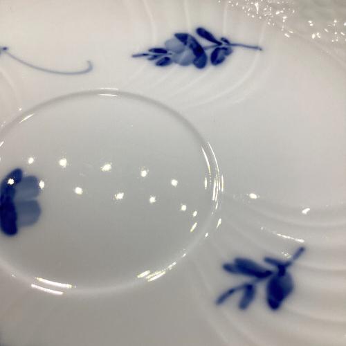 ROYAL COPENHAGEN (ロイヤル・コペンハーゲン) ティーカップ&ソーサー ブルーフラワー・カーブ 1551