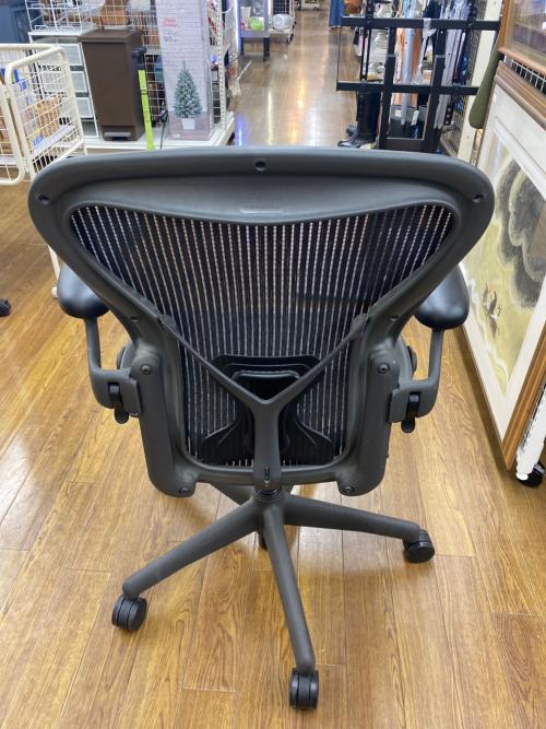 Herman Miller (ハーマンミラー) アーロンチェア ブラック @ 1人掛け 167888 クラシックモデル ポスチャーフィット グラファイトベース