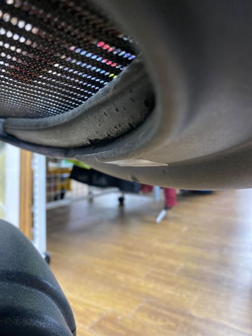 Herman Miller (ハーマンミラー) アーロンチェア ブラック @ 1人掛け 167888 クラシックモデル ポスチャーフィット グラファイトベース