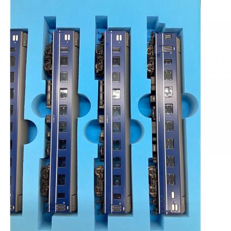 マイクロエース A-2953と2952 寝台客車 「富士」 7両基本と増結セット Amazon.co.jp: マイクロエース A-2952＋A-2953 国鉄24系寝台特急「富士