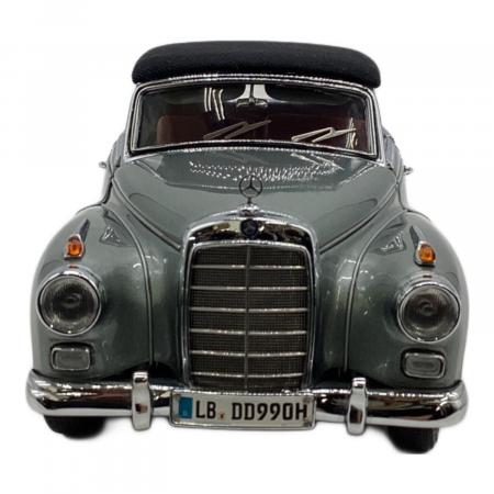 CMC (シーエムシー) 1/24 MERCEDES BENZ Typ 300d Cabriolet D 1958