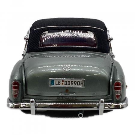 CMC (シーエムシー) 1/24 MERCEDES BENZ Typ 300d Cabriolet D 1958