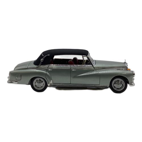 CMC (シーエムシー) 1/24 MERCEDES BENZ Typ 300d Cabriolet D 1958-1962 モデルカー
