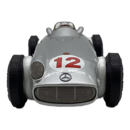 CMC (シーエムシー) 1/18 MERCEDES BENZ W196 SILBERPFEIL-MONOPOSTO（シルバーアロー モノポスト）モデルカー