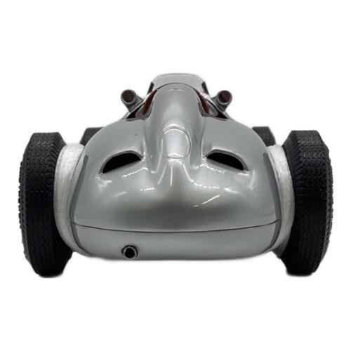 CMC (シーエムシー) 1/18 MERCEDES BENZ W196 SILBERPFEIL-MONOPOSTO（シルバーアロー モノポスト）モデルカー