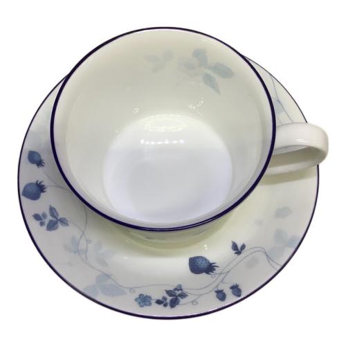 Wedgwood (ウェッジウッド) カップ&ソーサー ストロベリーブルーム 2Pセット