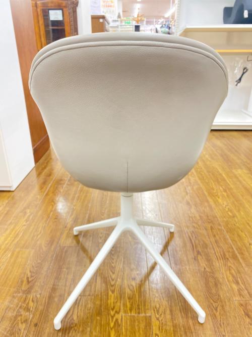 BoConcept (ボーコンセプト) チェア ライトグレー Adelaide @