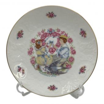 ROYAL DOULTON (ロイヤルドルトン) バレンタインプレート 1977